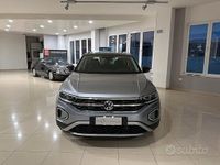 Usata VW T-Roc Style 116 CV (85 kW) 2024 Grigio SUV