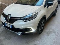 Usata Renault Captur Life 89 CV (65 kW) 2016 Bianco SUV