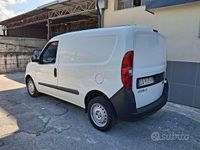 Usata Fiat Doblò 95 CV (69 kW) 2020 Bianco Monovolume