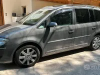 Usata VW Touran 170 CV (125 kW) 2008 Grigio Monovolume