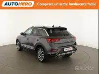 Usata VW T-Roc Style 150 CV (110 kW) 2022 Grigio SUV
