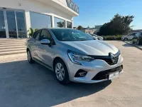 Usata Renault Clio V Business 86 CV (63 kW) 2020 Grigio Berlina