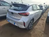 Usata Opel Corsa S 100 CV (73 kW) 2025 Kaolin white Utilitaria