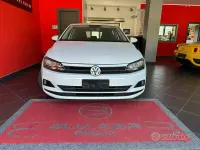 Usata VW Polo Life 65 CV (47 kW) 2018 Bianco Utilitaria
