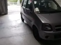 Usata Opel Agila 69 CV (50 kW) 2005 Grigio Monovolume