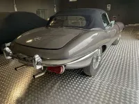Usata Jaguar E-Type 245 CV (180 kW) 1972 Grigio Cabrio