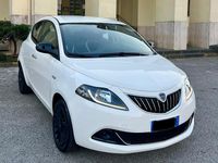 Usata Lancia Ypsilon 69 CV (50 kW) 2023 Bianco Utilitaria