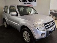 Usata Mitsubishi Pajero Invite 160 CV (117 kW) 2008 Argento SUV