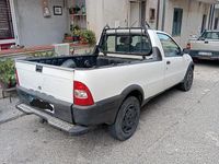 Usata Fiat Strada 63 CV (46 kW) 2003 Bianco Pick-up