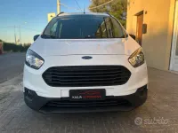 Usata Ford Transit Courier Titanium 101 CV (74 kW) 2021 Bianco Furgone