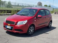 Usata Chevrolet Aveo 82 CV (60 kW) 2010 Marrone Berlina