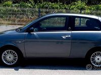 Usata Lancia Ypsilon 77 CV (56 kW) 2003 Blu Utilitaria
