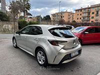 Usata Toyota Corolla Style 98 CV (72 kW) 2021 Argento Berlina