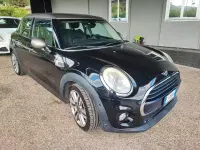 Käytetty Mini Cooper D 116 HP (85 kW) 2017 Musta Viistoperä