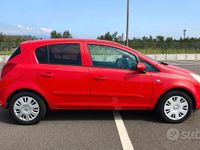 Usata Opel Corsa Cosmo 80 CV (58 kW) 2007 Rosso Utilitaria