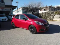 Usata Peugeot 208 Allure 82 CV (60 kW) 2018 Rosso Utilitaria
