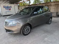 Usata Lancia Ypsilon 85 CV (62 kW) 2012 Grigio Utilitaria