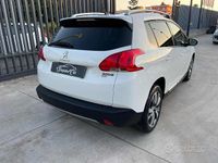 Usata Peugeot 2008 Allure 92 CV (67 kW) 2014 Bianco SUV