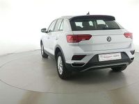 Usata VW T-Roc Business 150 CV (110 kW) 2021 White silver metallizzato SUV