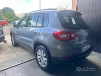 Usata VW Tiguan Trendline 150 CV (110 kW) 2010 Grigio SUV