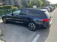 Usata Mercedes 220 Premium 170 CV (125 kW) 2016 Blu Station wagon
