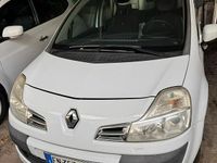 Usata Renault Modus 103 CV (75 kW) 2012 Bianco Monovolume