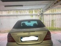 Usata Mercedes C220 125 CV (91 kW) 2005 Grigio Berlina