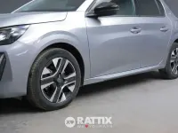 Usado Peugeot 208 Allure 101 CV (74 kW) 2025 Gris Utilitario