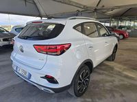 Usata MG ZS Luxury 106 CV (77 kW) 2024 Bianco Station wagon