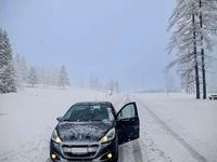 Usata Peugeot 208 Active 102 CV (75 kW) 2018 Grigio Utilitaria