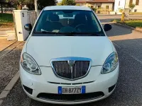 Usata Lancia Ypsilon 69 CV (50 kW) 2011 Bianco Utilitaria