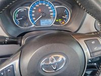 Usata Toyota Yaris Hybrid 73 CV (53 kW) 2016 Bianco Furgone