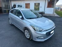 Usata Hyundai i20 Classic 75 CV (55 kW) 2015 Grigio Berlina