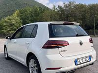 Usata VW Golf VII Highline 110 CV (80 kW) 2017 Berlina