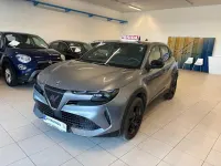 Käytetty Alfa Romeo Junior 145 HP (106 kW) 2025 Harmaa Katumaasturi