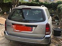 Usata Ford Focus 100 CV (73 kW) 2003 Grigio Station wagon