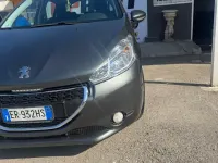 Usata Peugeot 208 Access 67 CV (49 kW) 2013 Grigio Utilitaria