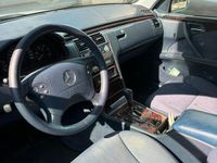 usata Mercedes V220 e320diesel