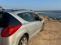Usata Peugeot 207 Outdoor Outdoor 90 CV (66 kW) 2008 Argento Station wagon