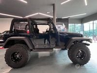Usata Jeep Wrangler Sport 177 CV (130 kW) 2003 Blu SUV