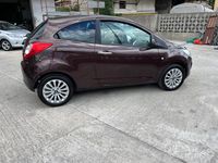 Begagnad Ford Ka Plus Titanium 75 HK (55 kW) 2013 Lila Halvkombi