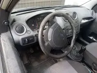 Usata Ford Fiesta 68 CV (50 kW) 2006 Utilitaria