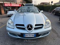 Usata Mercedes SLK200 163 CV (119 kW) 2006 Argento Cabrio