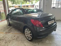 Usata Peugeot 207 CC 150 CV (110 kW) 2009 Cabrio