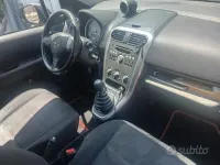 Usata Opel Agila 58 CV (42 kW) 2010 Grigio Utilitaria