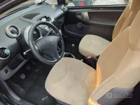 Usata Peugeot 107 68 CV (50 kW) 2008 Nero Utilitaria