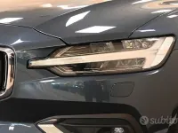 Usata Volvo V60 Inscription 190 CV (139 kW) 2018 Bluazzurro Station wagon
