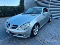 Usata Mercedes SLK200 163 CV (119 kW) 2005 Grigio Cabrio