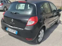 Usata Renault Clio II Dynamique 84 CV (61 kW) 2009 Other Berlina