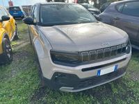 Usata Jeep Avenger Summit 110 CV (80 kW) 2025 Beige SUV